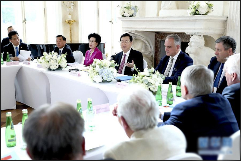 中共中央政治局常委張德江訪問波蘭　柳工銳斯塔（波蘭）公司受邀參加交流活動